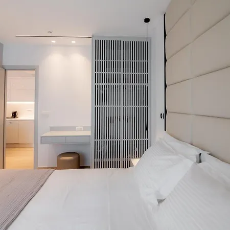 Contessa Bianca Luxury Apartment